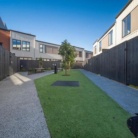 Modern Townhouse Close To City With Full Kitchen - Ellerslie 奥克兰 外观 照片