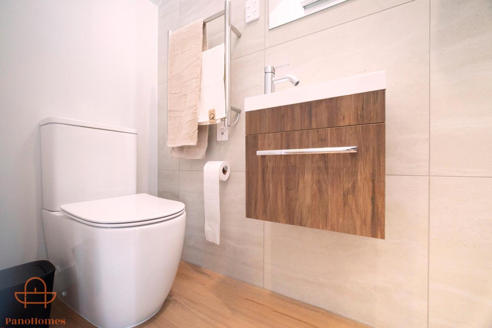Modern Townhouse Close To City With Full Kitchen - Ellerslie 奥克兰 外观 照片