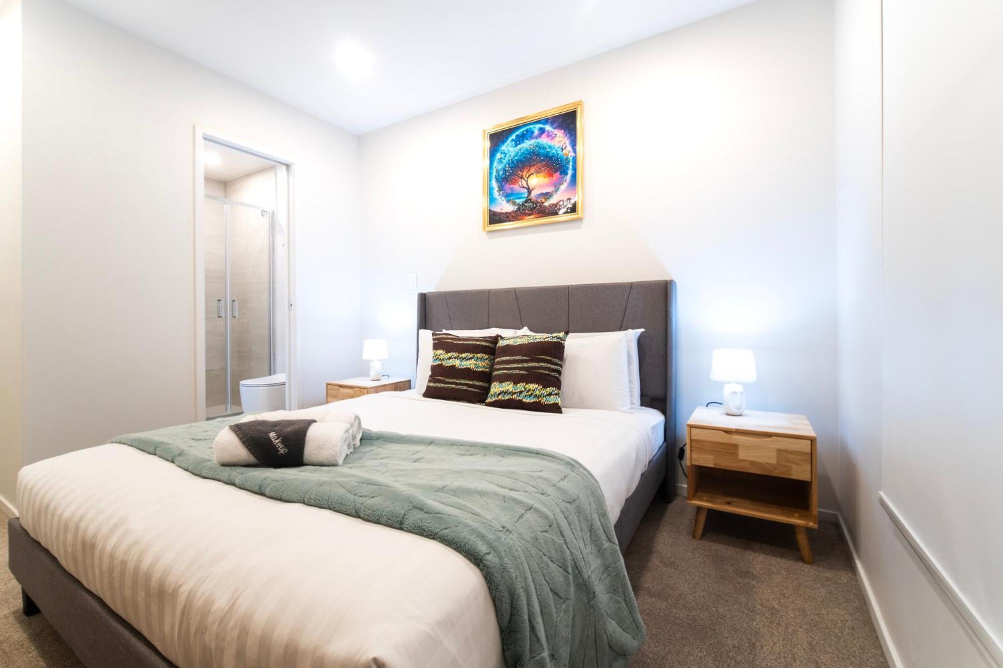 Modern Townhouse Close To City With Full Kitchen - Ellerslie 奥克兰 外观 照片